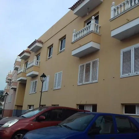 Comfortable And Spacious, At 5m Puertocruz * Лос-Реалехос